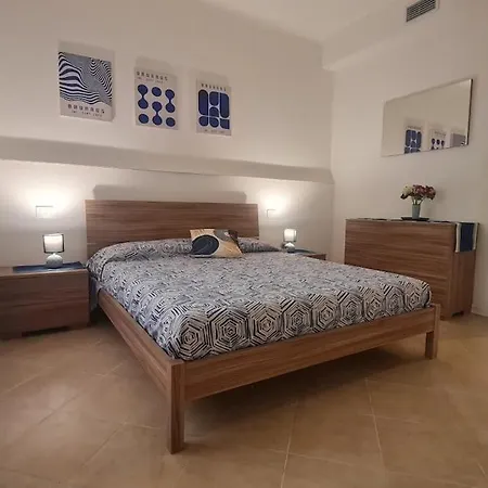 Linea Blu - Due Da Letto, Ottima Posizione, Vicino Al Centro E Ai Servizi *