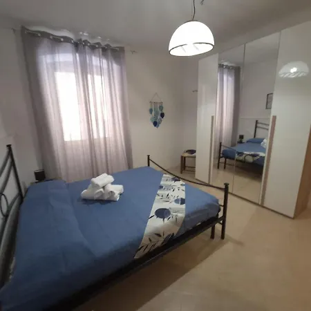 Linea Blu - Due Da Letto, Ottima Posizione, Vicino Al Centro E Ai Servizi Daire