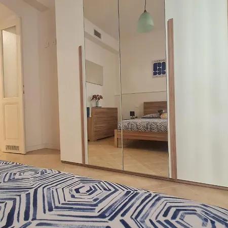 Daire Linea Blu - Due Da Letto, Ottima Posizione, Vicino Al Centro E Ai Servizi *